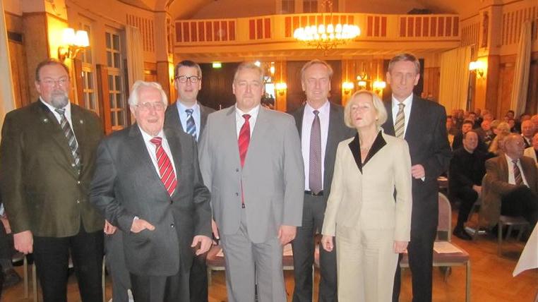 KAS und CDU erinnerten mit Dr. Bernhard Vogel an die Grundwerte der Union in Goslar. KAS und CDU erinnerten mit Dr. Bernhard Vogel an die Grundwerte der Union in Goslar.